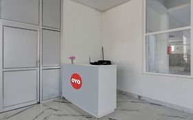 Hotel O Ck Inn Near Chaudhary Charan Singh International Airport
